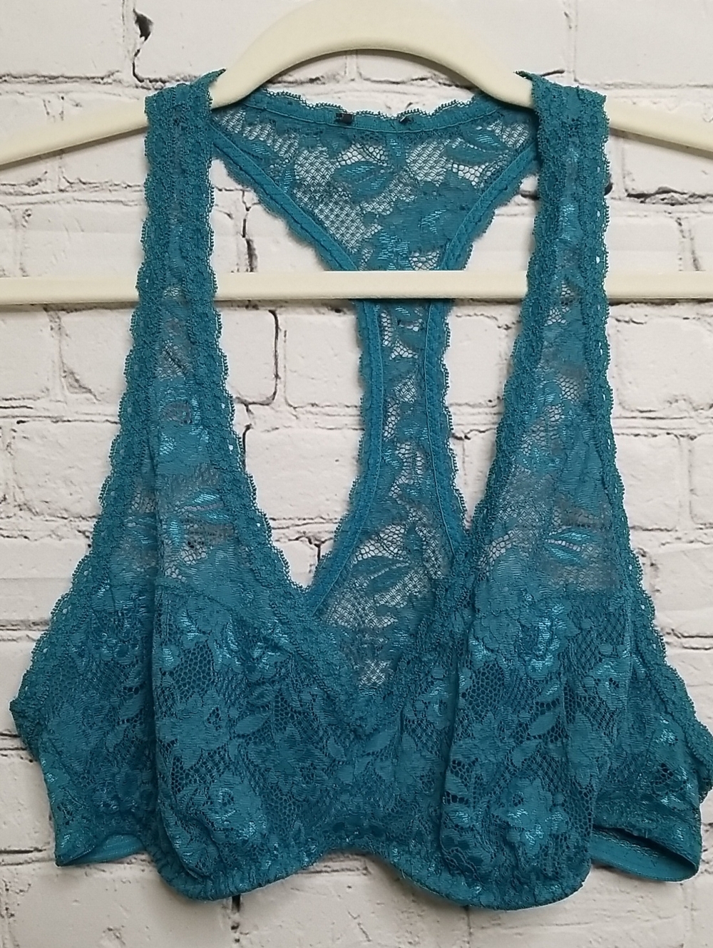 Unknown Source womens racer back bralette size XLARGE Turquiose color EUC